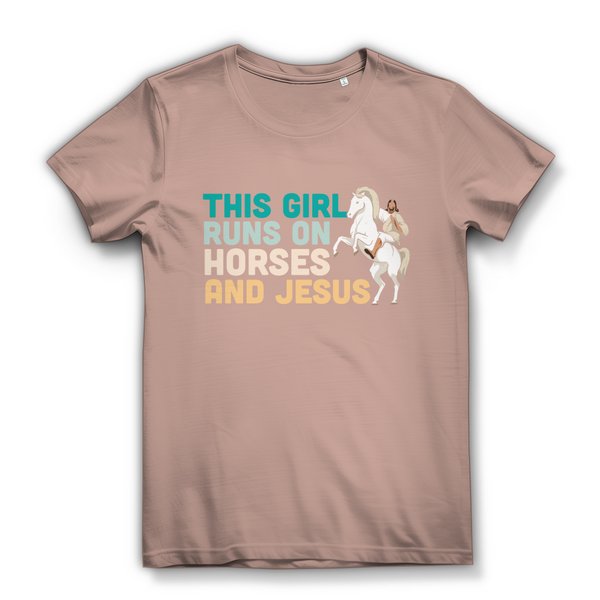 Damen Bio T-Shirt this girl runs on horses und jesus reiterin