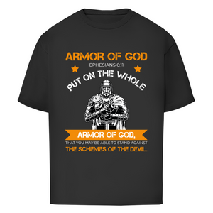 seinem relaxten Halsausschnitt