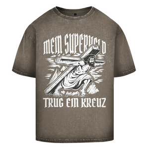 Oversize Washed T-Shirt mein superheld trug ein kreuz
