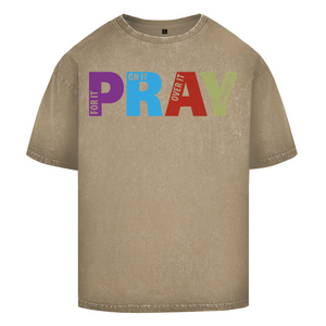 Oversize Washed T-Shirt pray on it
