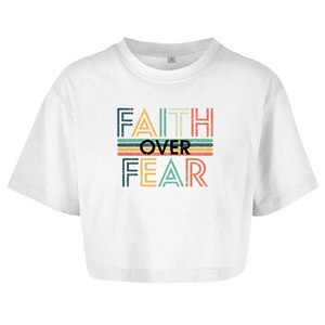 Damen Oversize Crop Top faith over fear
