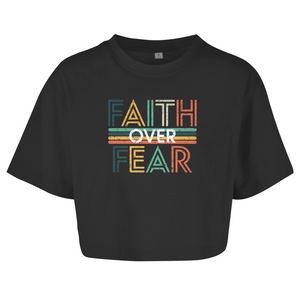 Damen Oversize Crop Top faith over fear