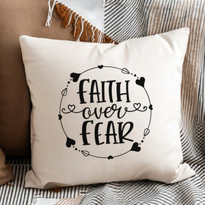 Kopfkissen zweifarbig faith over fear