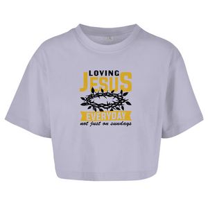 Damen Oversize Crop Top loving jesus everyday