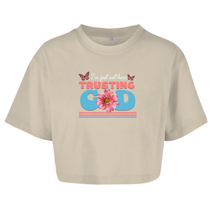 Damen Oversize Crop Top i am just out here trusting god